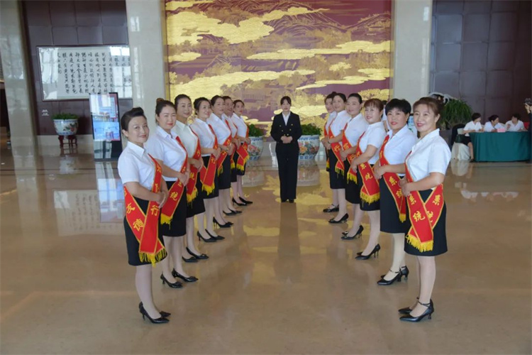 1699686770361881.jpg 124.jpg