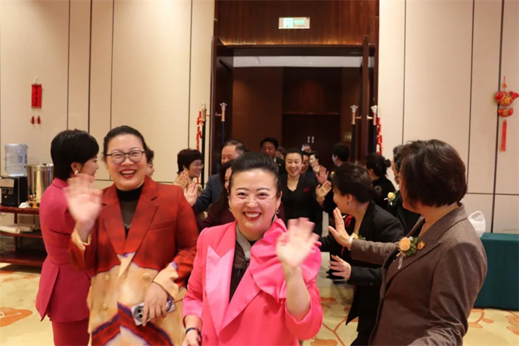 1739585557727584.jpg 5.jpg