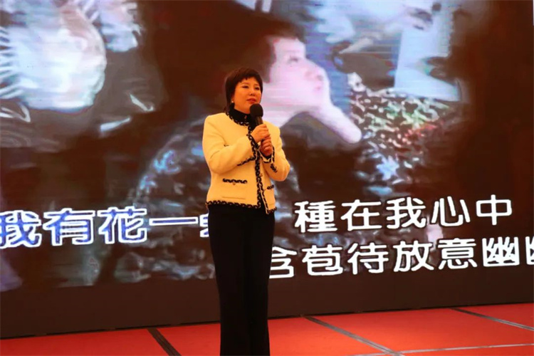 1739585888801607.jpg 32.jpg